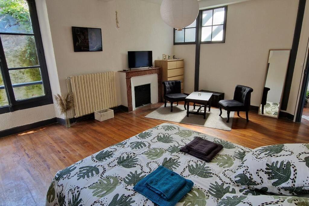 Chambre Dans Maison De Ville - 2 Personnes オロロン・サント・マリー エクステリア 写真