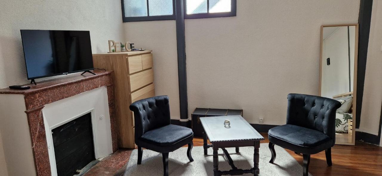 Chambre Dans Maison De Ville - 2 Personnes オロロン・サント・マリー エクステリア 写真